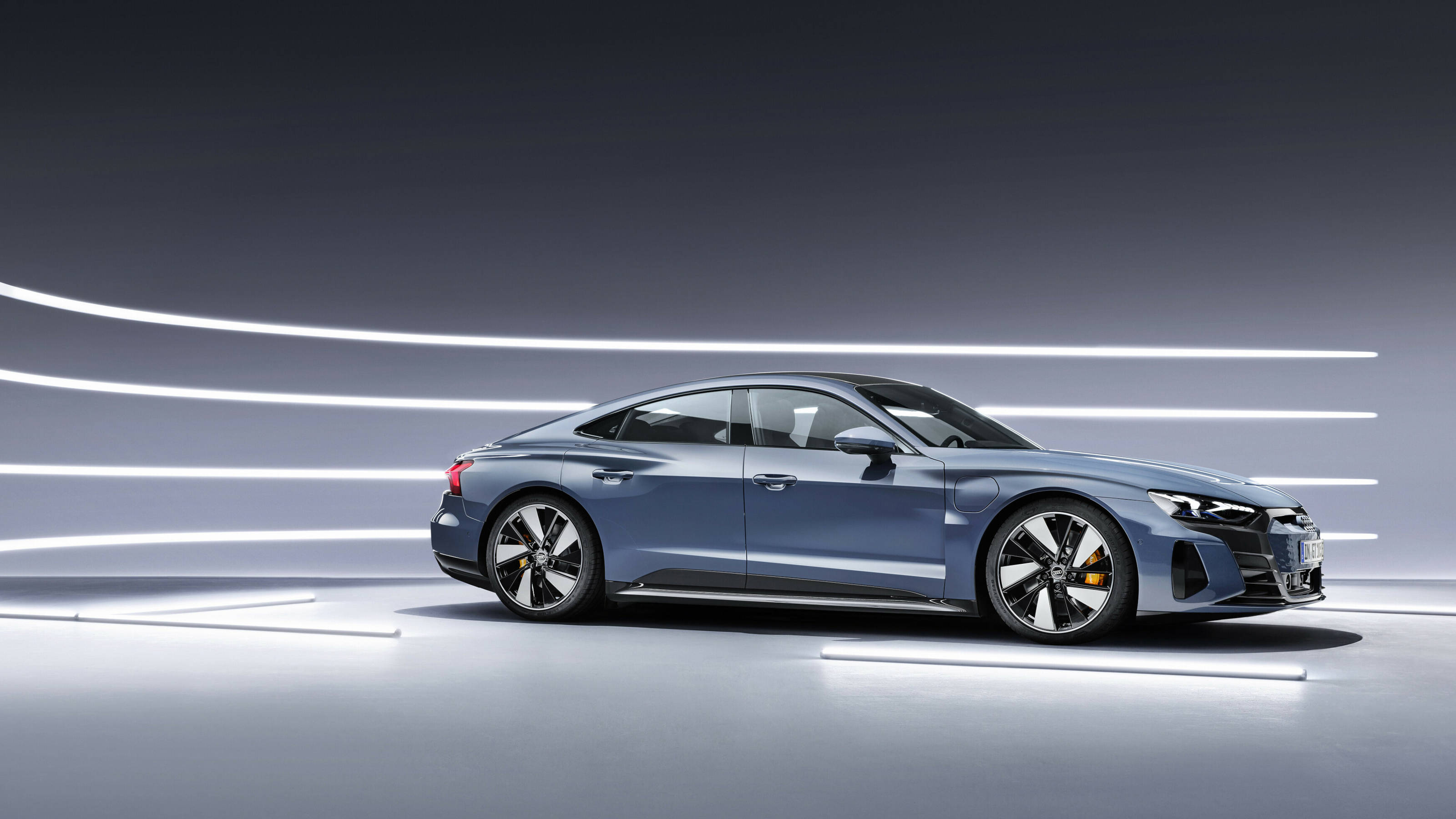 Emotive design and revolutionary technology: the Audi e-tron GT