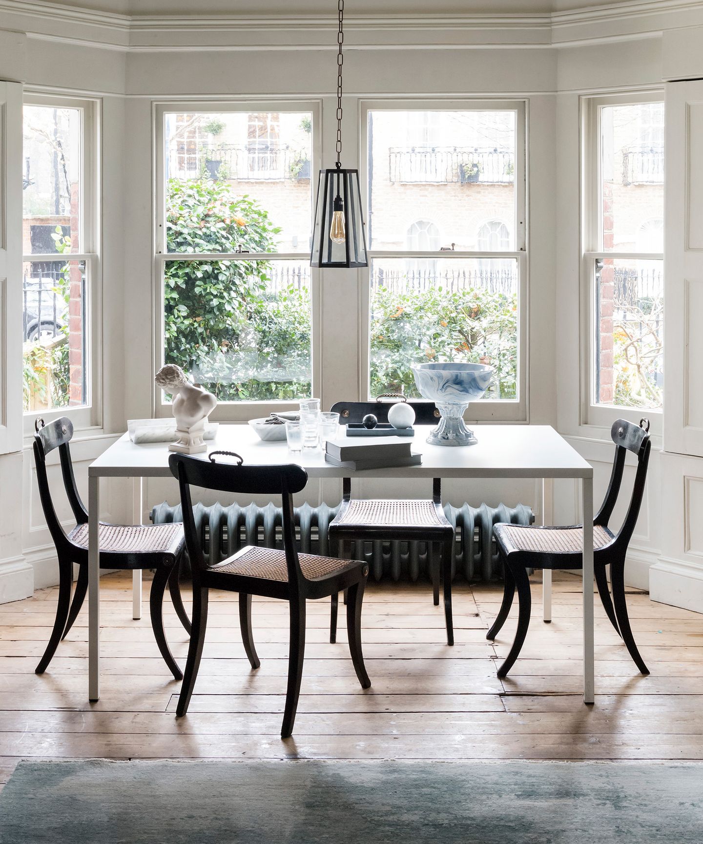 Modern dining room ideas 13 contemporary ways to decorate your dining space Chris Cortazzo