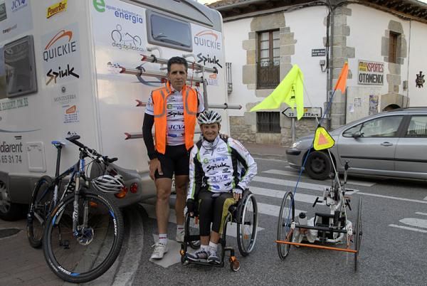 Five-time tour de France champion Miguel Indurain is about to go on a ride with Diego Ballesteros, who's travelling from Madrid to London via handbike.