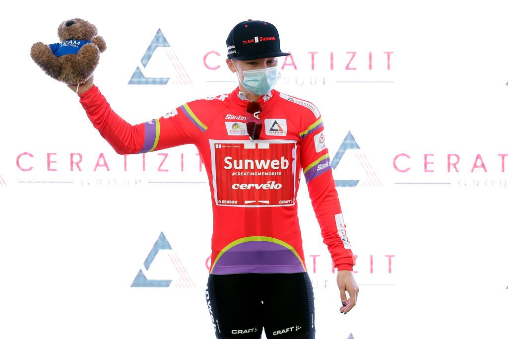 Lorena Wiebes (Team Sunweb) took the first leader's jersey