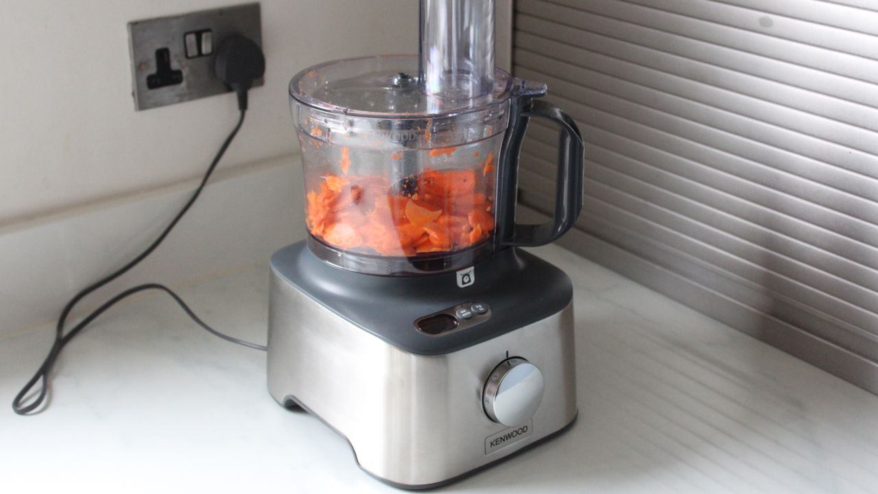 Kenwood FDM312SS MultiPro Compact food processor review Woman & Home