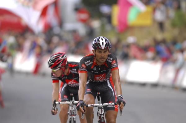 Caisse d'Epargne duo Marzio Bruseghin and Rigoberto Uran at the finish in Andorra.