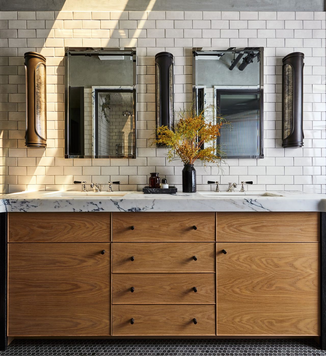 How can I update my bathroom without replacing it? | Livingetc