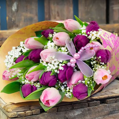 Home Bargains has an online flower delivery service – and its ...