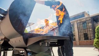 a flare up during cooking on the Char-Griller Grillin' Pro