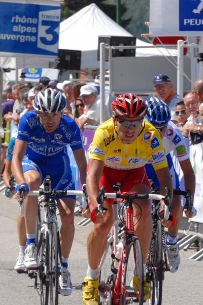 Mickael Buffaz lost the yellow jersey.