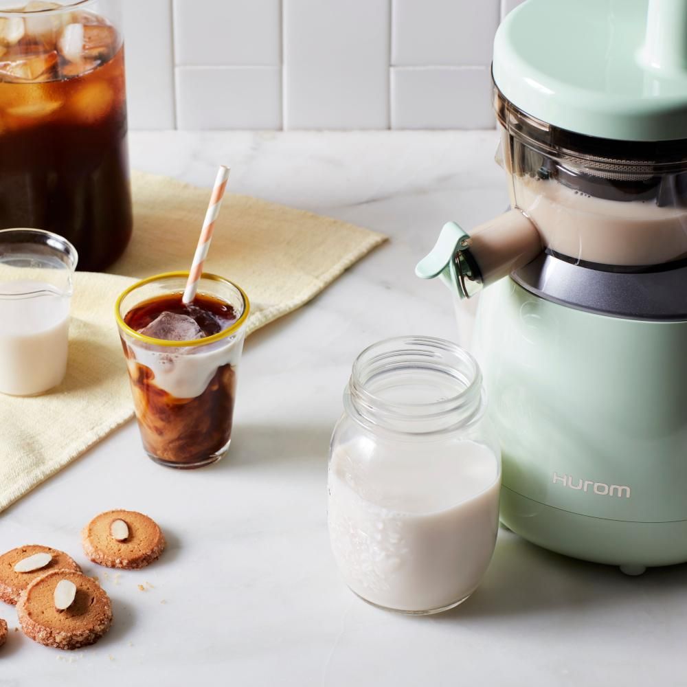 Hurom HP Slow Juicer,