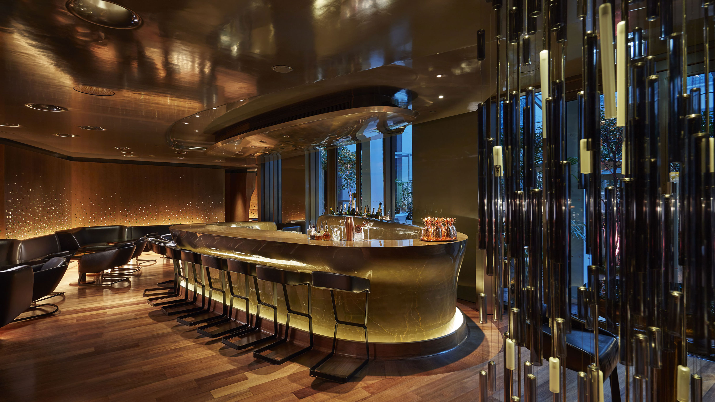 Bar 8 at the Mandarin Oriental, Paris