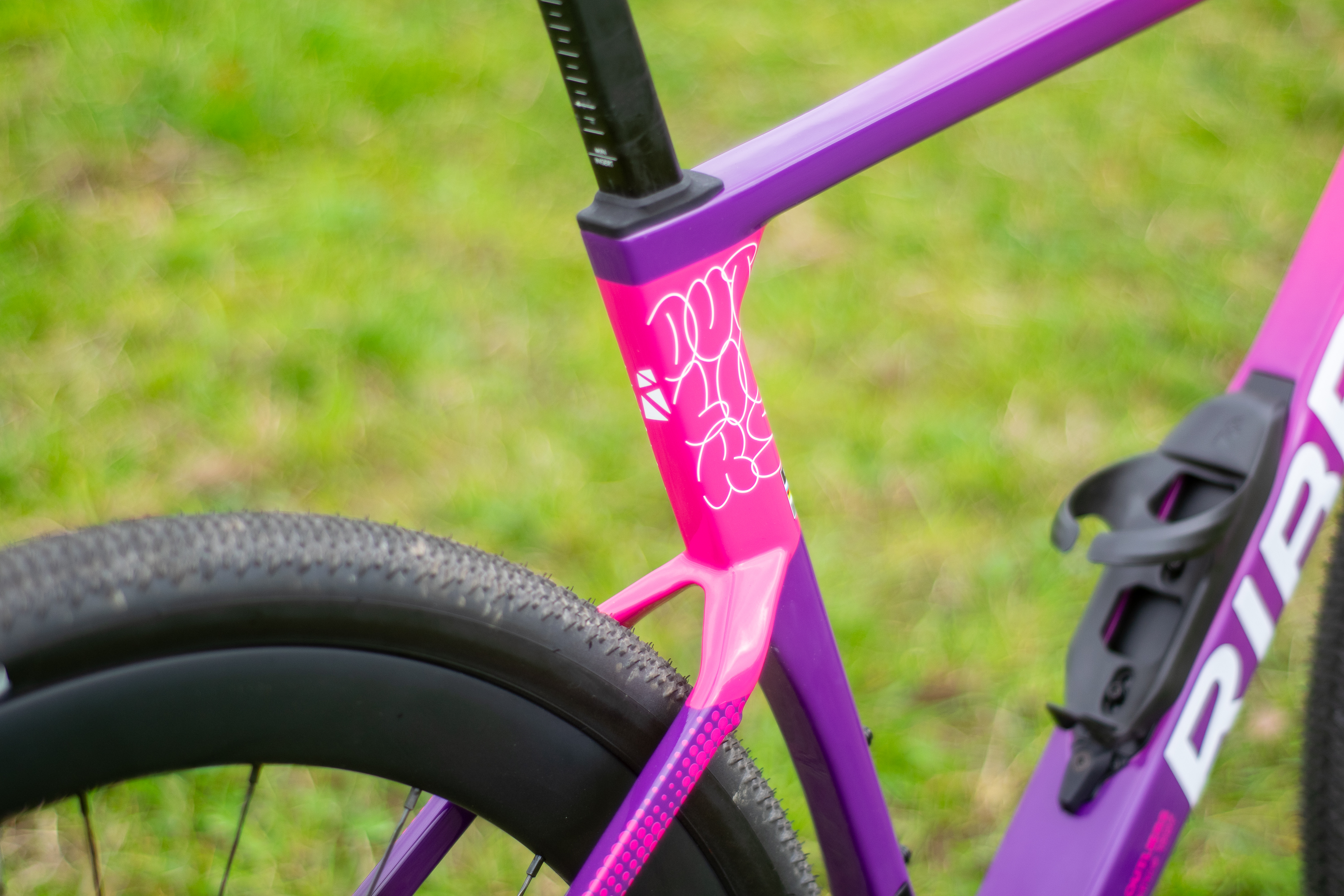 A pink and purple Ribble Ultra Grit