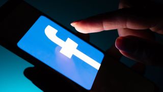 How to use Facebook dark mode on Android, iPhone and desktop