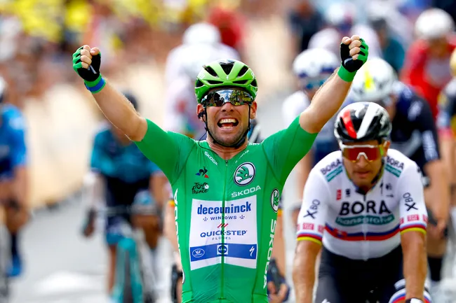 Il bis di Cavendish a Châteauroux, 32 successo in carriera del britannico al Tour e terza affermazione personale nella cittadina francese (foto Bettini)