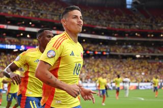 James Rodriguez of Colombia celebrates after scoring the team's second goal during the CONMEBOL Copa America 2024 quarter-final match between Colombia and Panama at State Farm Stadium on July 06, 2024 in Glendale, Arizona. (Photo by Jamie Squire/Getty Images)