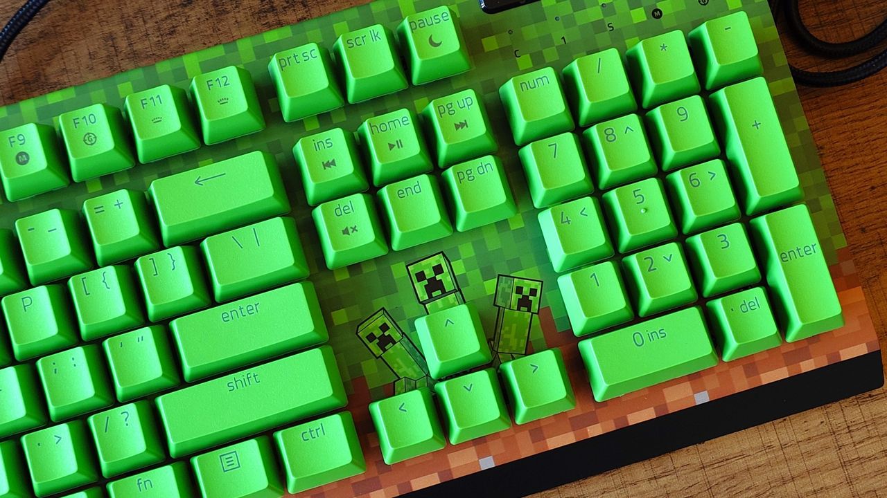The Razer BlackWidow V4 X in Minecraft colors