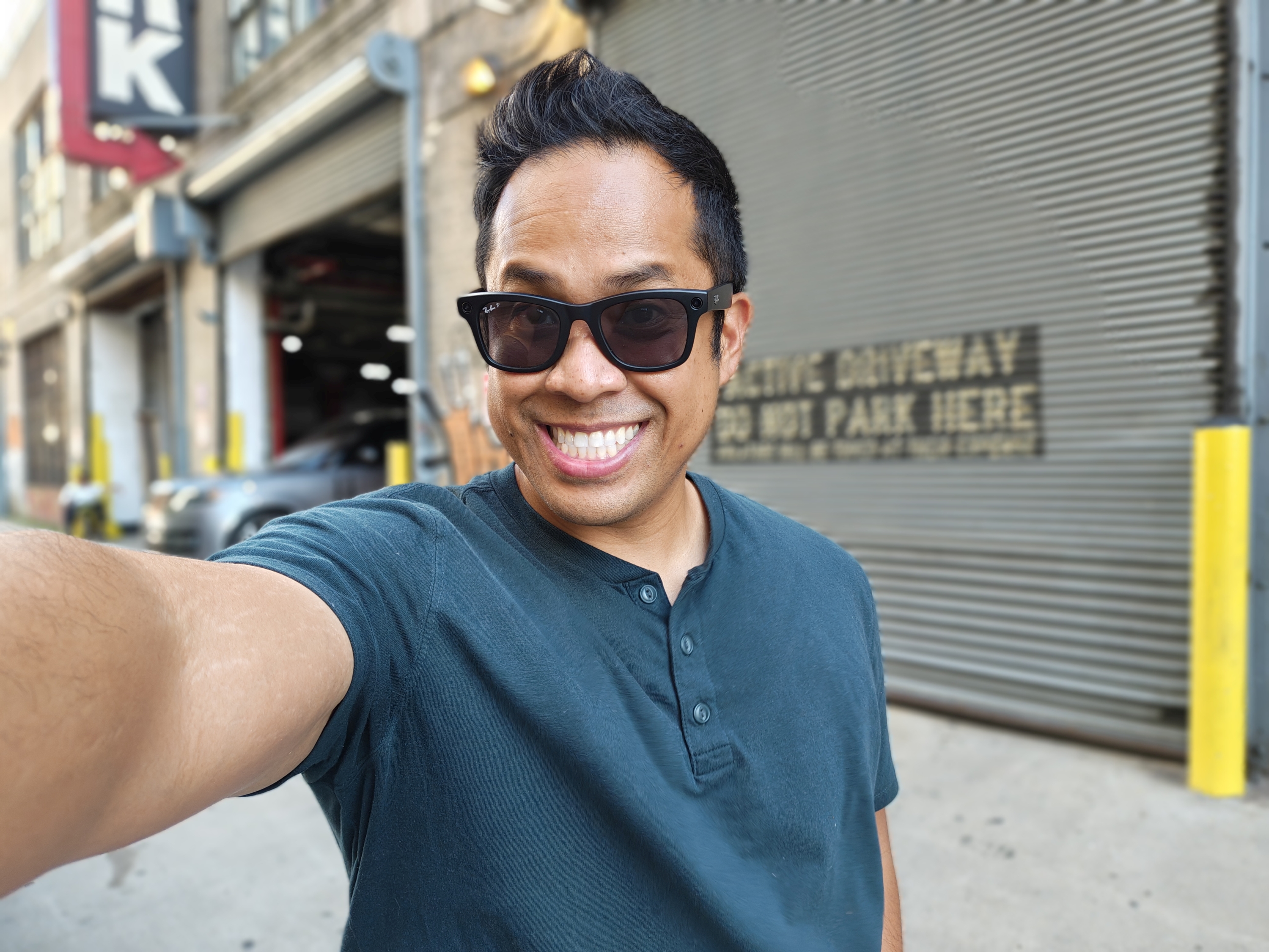 Motorola Razr Plus 2024 portrait sample.