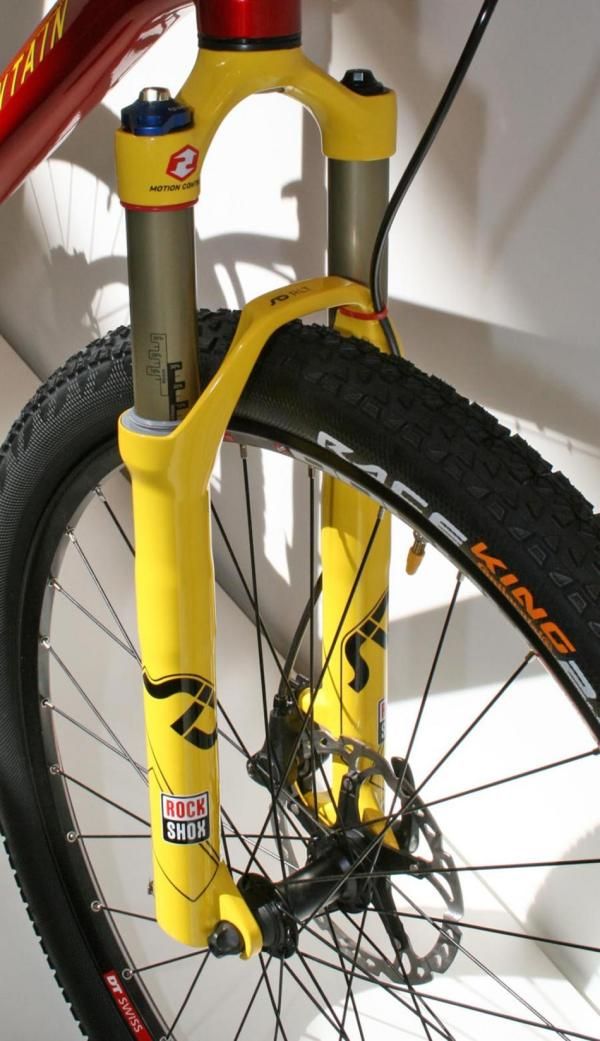 Rocky Mountain Vertex T.O. custom colour SID fork.