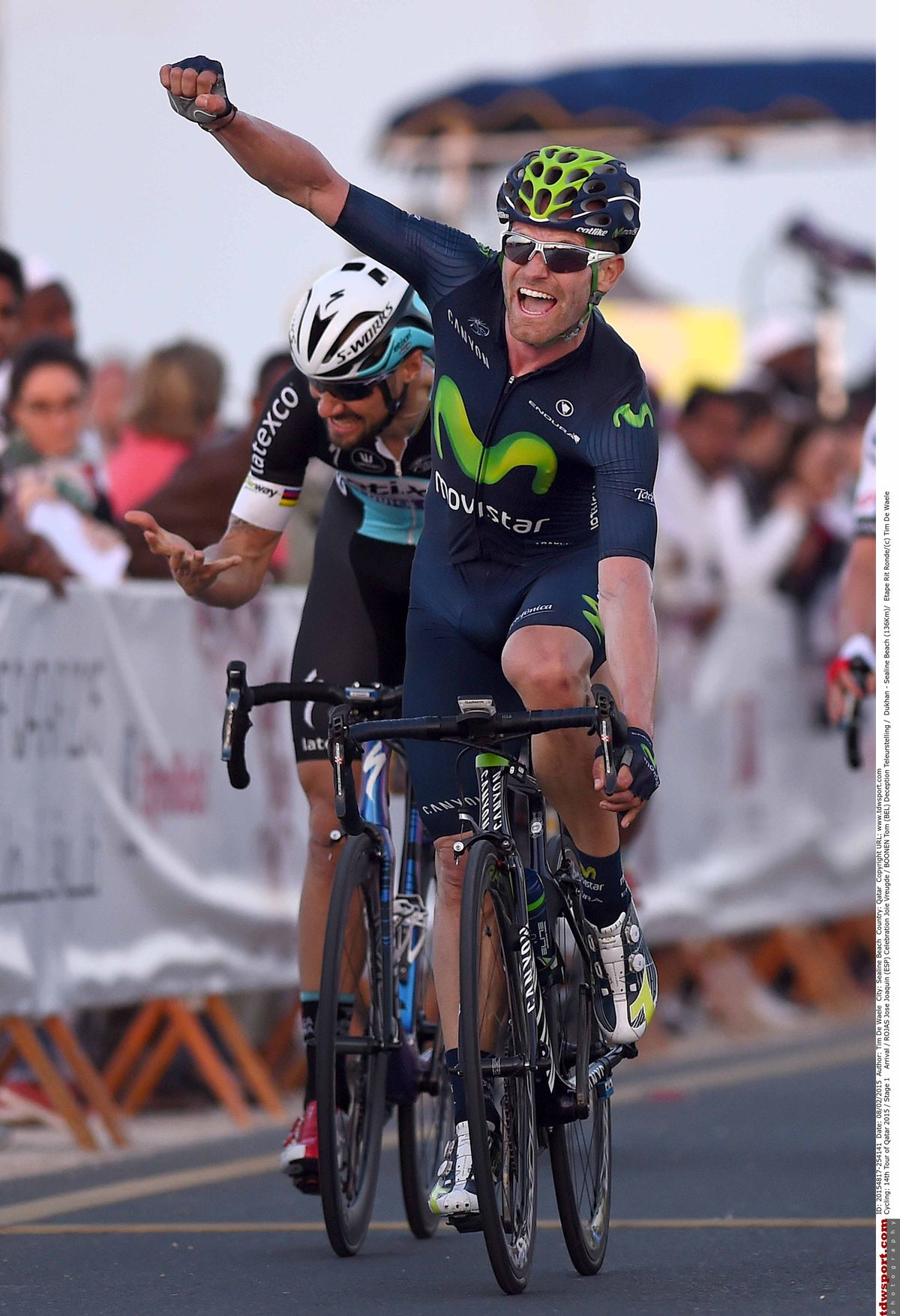 Jos&eacute; Joaquin Rojas beat Tom Boonen to win stage 1.