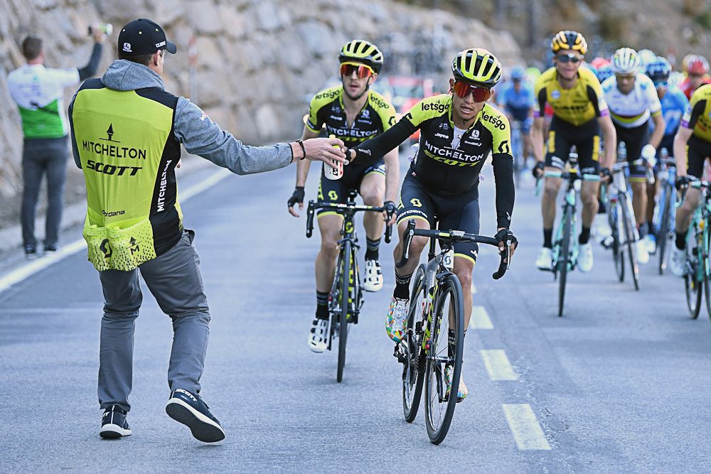 Esteban Chaves snags a drink