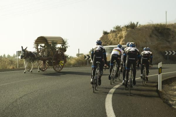 Thor Hushovd and Roger Hammond lead a select group of riders