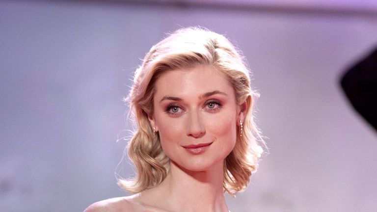 Elizabeth DeBicki as Princess Diana on Egypt trip in The Crown Season Five stuns royal fans