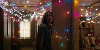 stranger things season 1 episode 3 joyce christmas lights netflix