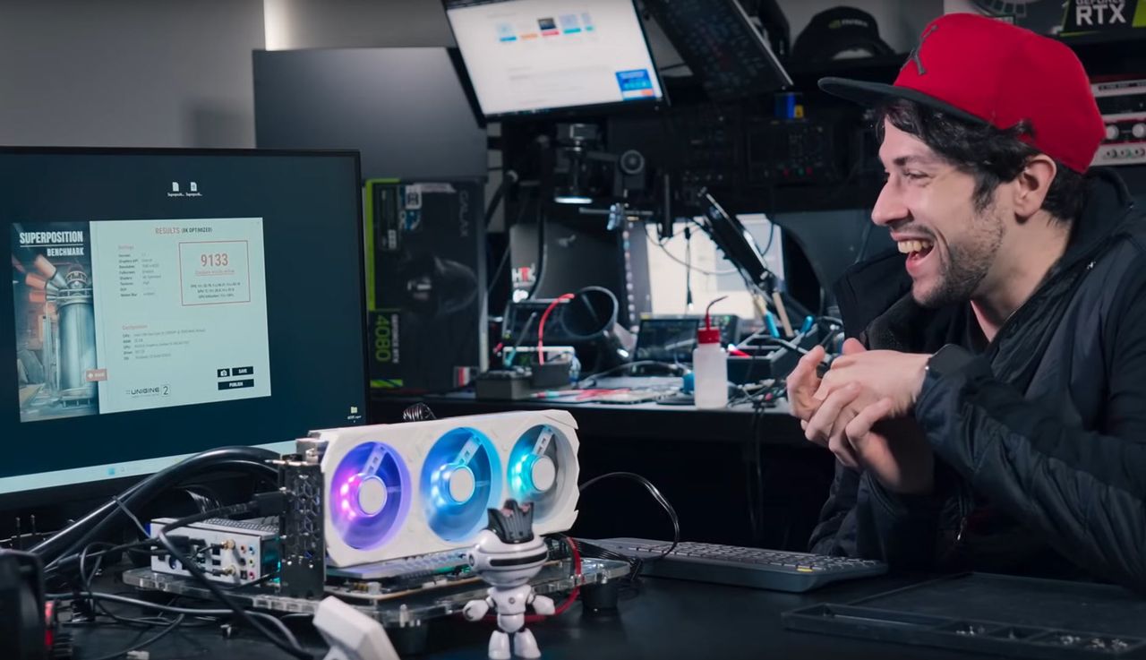 Nvidia RTX 4070 Ti with faster memory mod