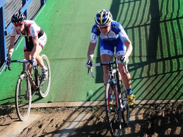 Georgia Gould (Luna Pro Team) and Julie Krasniak (Rapha Focus) put on quite a show