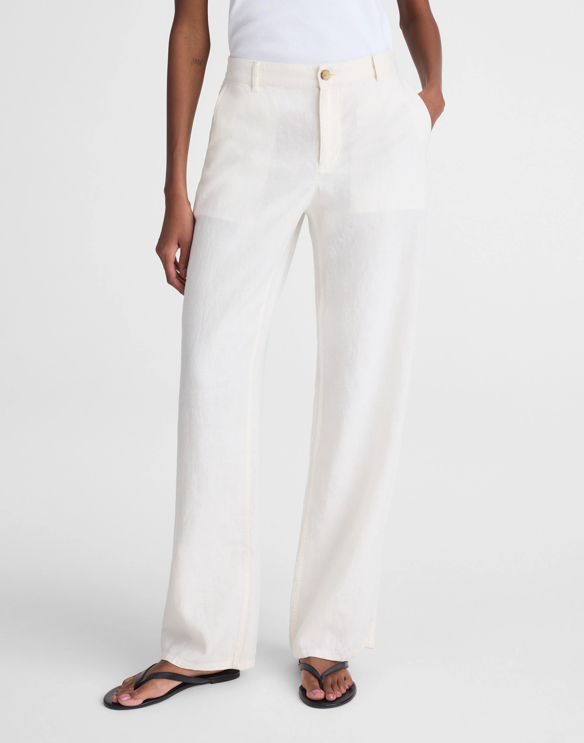 The Zoe Relaxed Straight Pant in 100% Linen