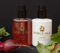 Noble Isle Fireside Glow Bath &amp; Shower Gel: