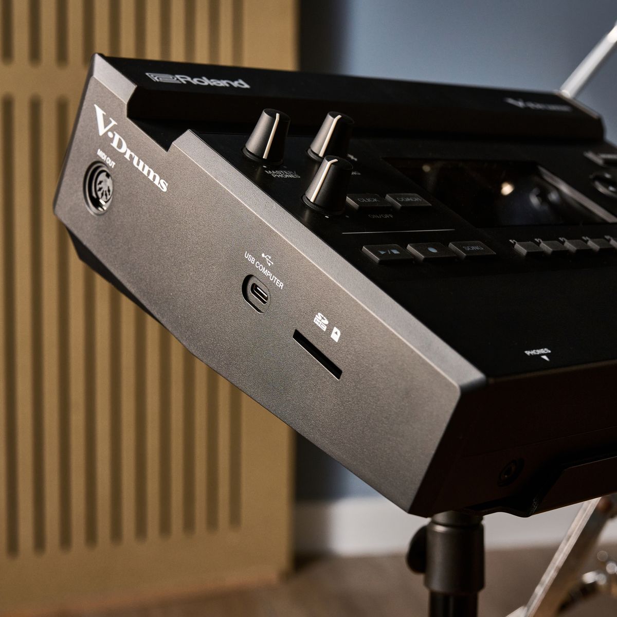 Roland VAD316