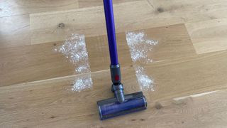 Dyson V11 flour test