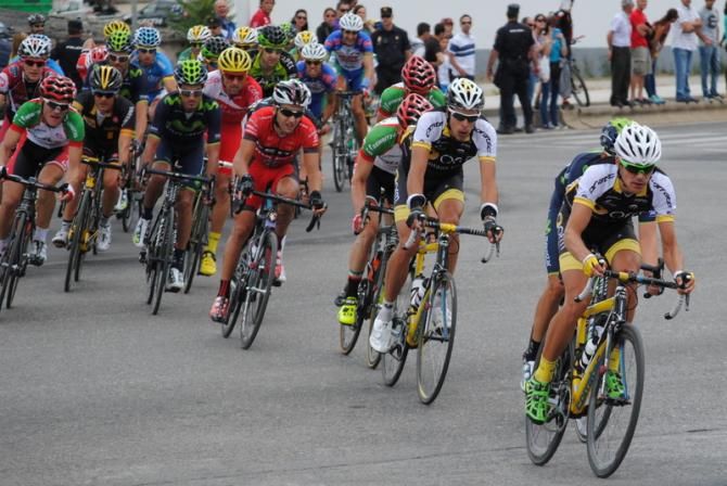 Eduard Prades (OFM) leads a group on the final lap. He came 5th on the finish line.