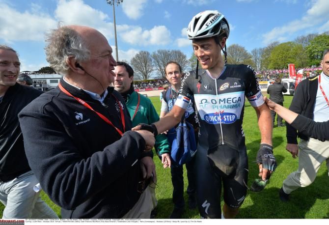 Jean-Fran&ccedil;ois Pescheux congratulates Terpstra