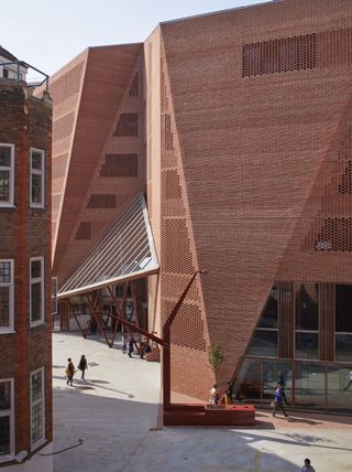 Saw Swee Hock Students' Centre, London School of Economics, by O'Donnell & Tuomey, 2014