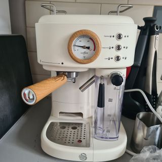 Teal Nostalgia Nordic Coffee Machine