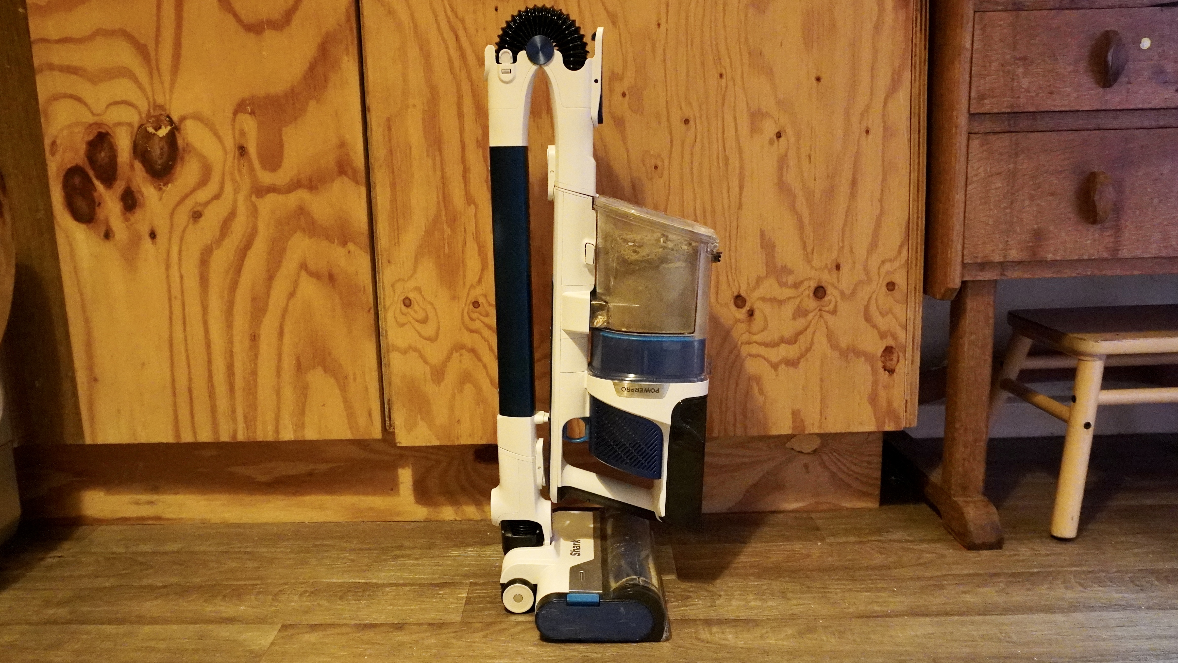 Shark PowerPro IZ380UK on test in a home