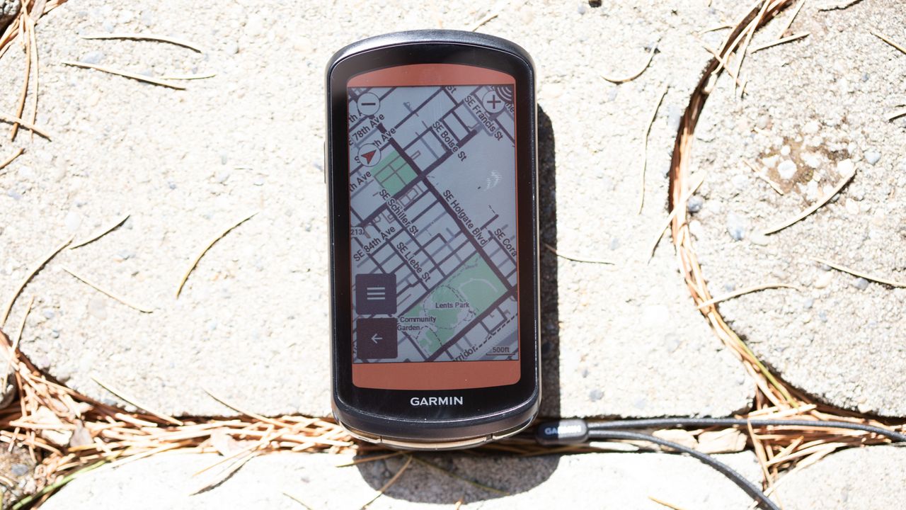 Garmin 1040 Solar map screen
