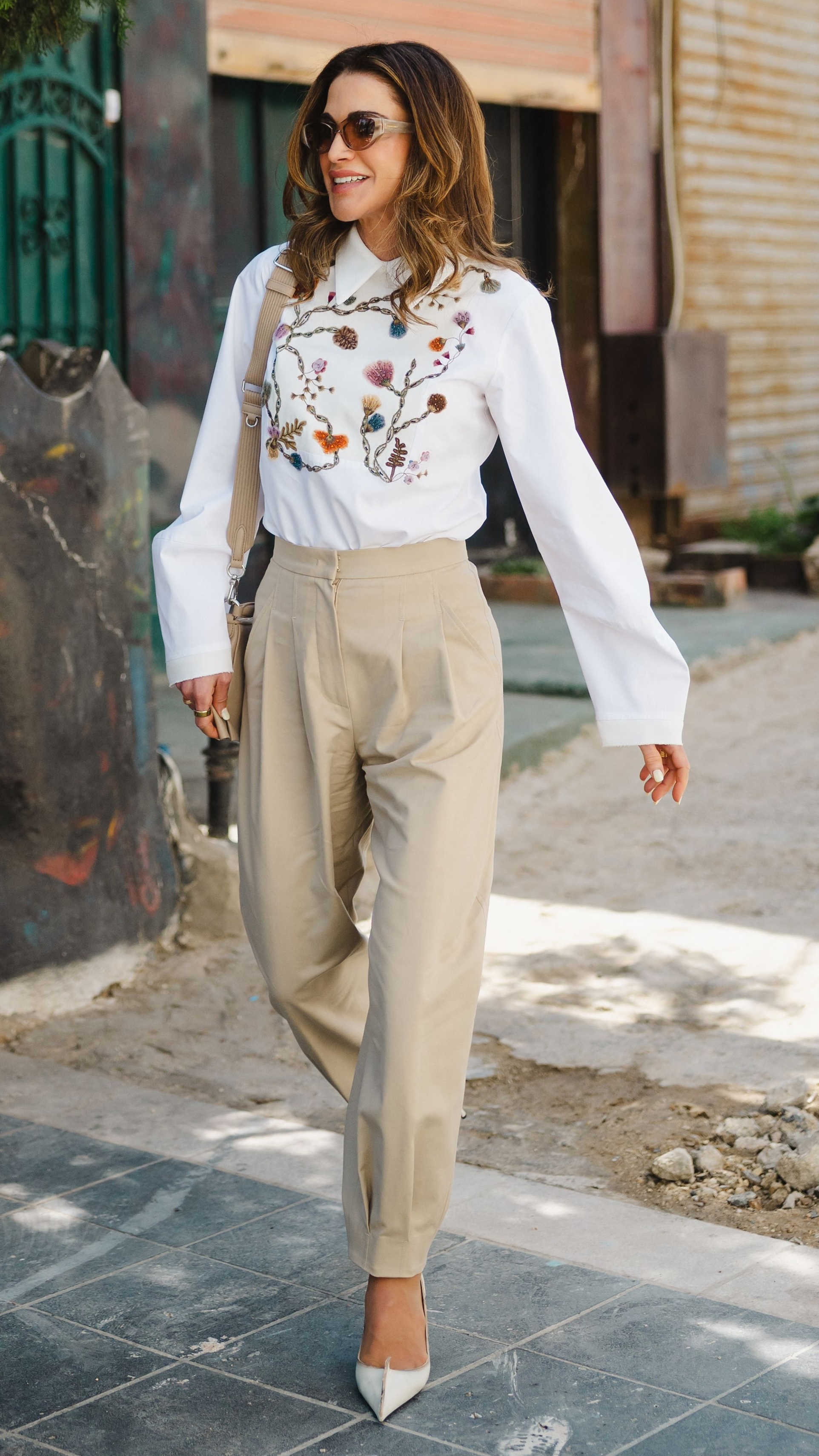 Queen Rania meets Jordanian entrepreneurs and visits the Ezwitti initiative, in Amman, Jordan, on April 21, 2026
