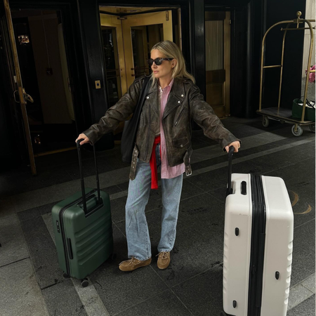 comfy-travel-outfits-306166-1678988578315-square