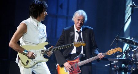 Jeff Beck and Jimmy Page onstage &ndash; Beck plays his white Strat, Page is on an Electric XII.