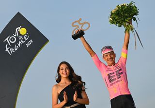 Richard Carapaz wins the super combativity award at the Tour de France 2024.