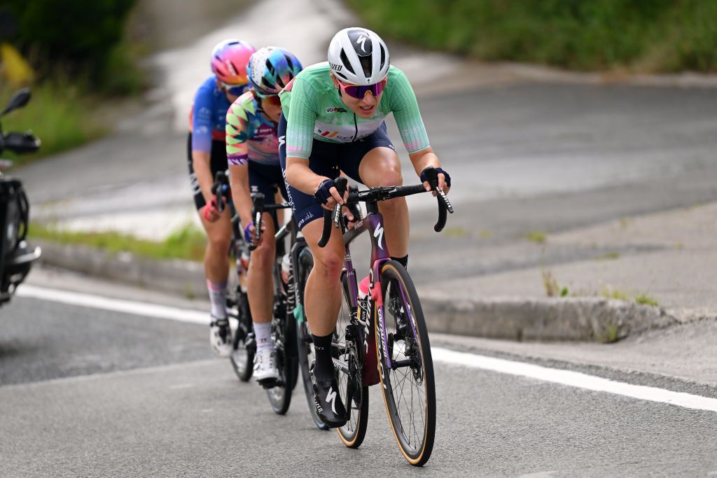 SAN SEBASTIAN SPAIN MAY 14 Marlen Reusser of Switzerland and Team SD Worx Green Points Jersey competes in the chase group during the 2nd Itzulia Women 2023 Stage 3 a 1148km stage from Donostia San Sebastian to Donostia San Sebastian UCIWWT on May 14 2023 in Donostia San Sebastian Spain Photo by Dario BelingheriGetty Images