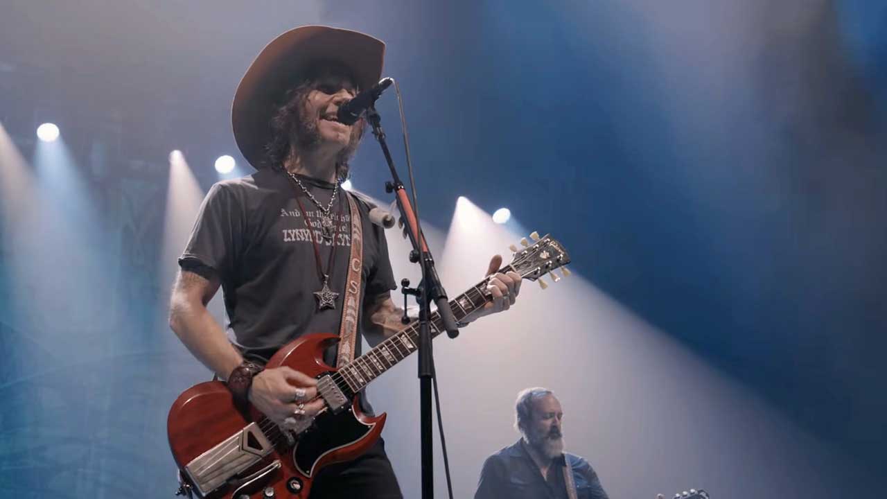 Charlie Starr onstage