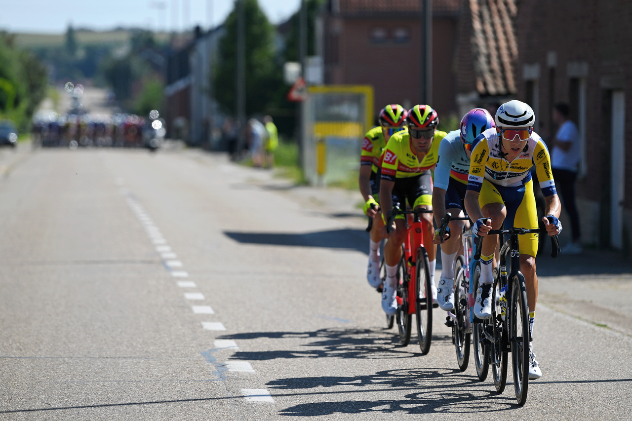 Lars Craps leads the breakaway on stage 1 of the Renewi Tour