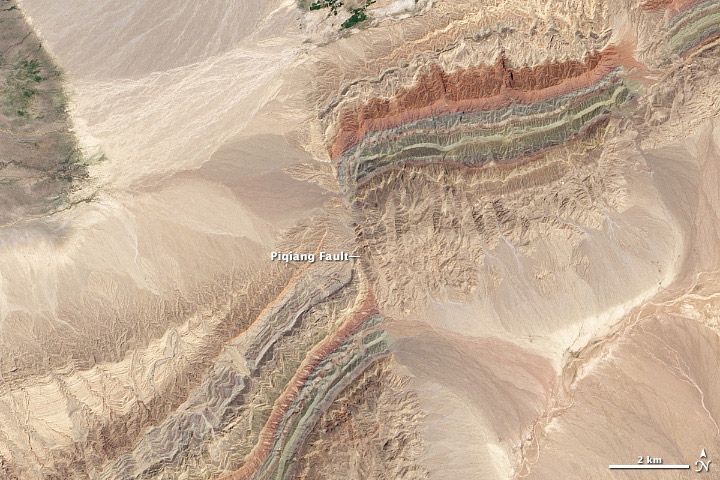 Faults in Xinjiang