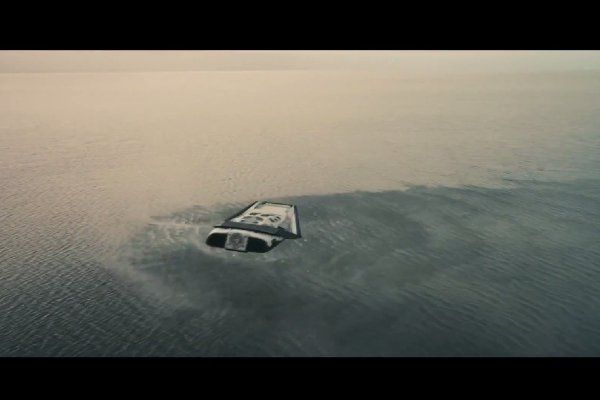 10 WTF Things We Just Spotted In The Latest Interstellar Trailer ...