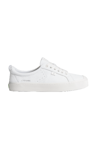 Cariuma White Pebbled Leather OCA Low Sneakers 