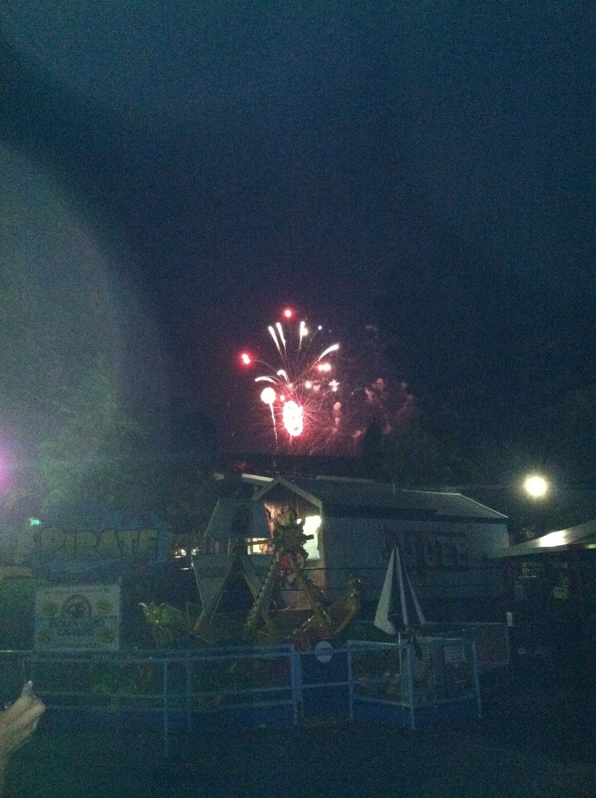 iPhone 4 fireworks