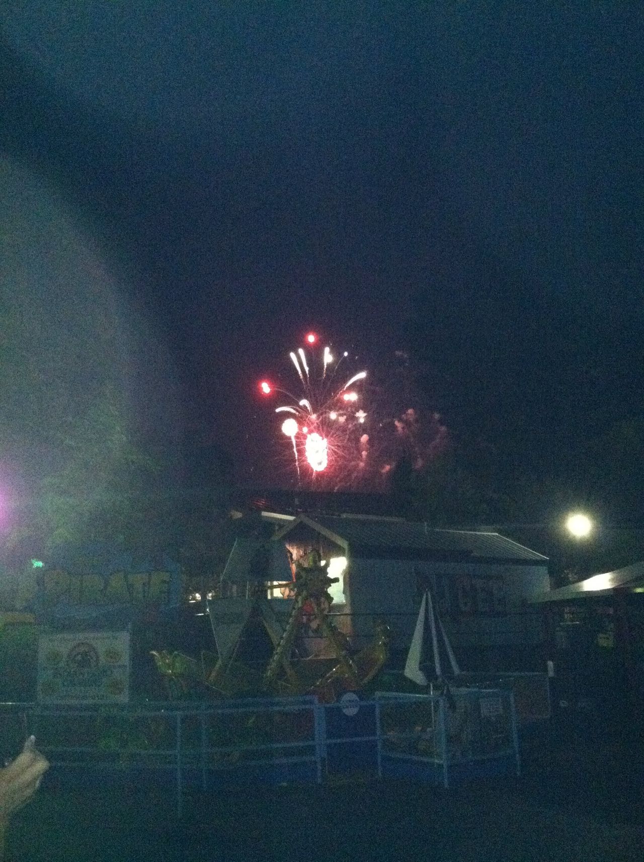 iPhone 4 fireworks