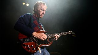 Robby Krieger performing live onstage, December 30, 2006 