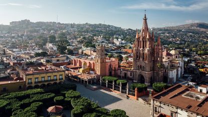 San Miguel de Allende has managed to remain virtually intact from its colonial peak